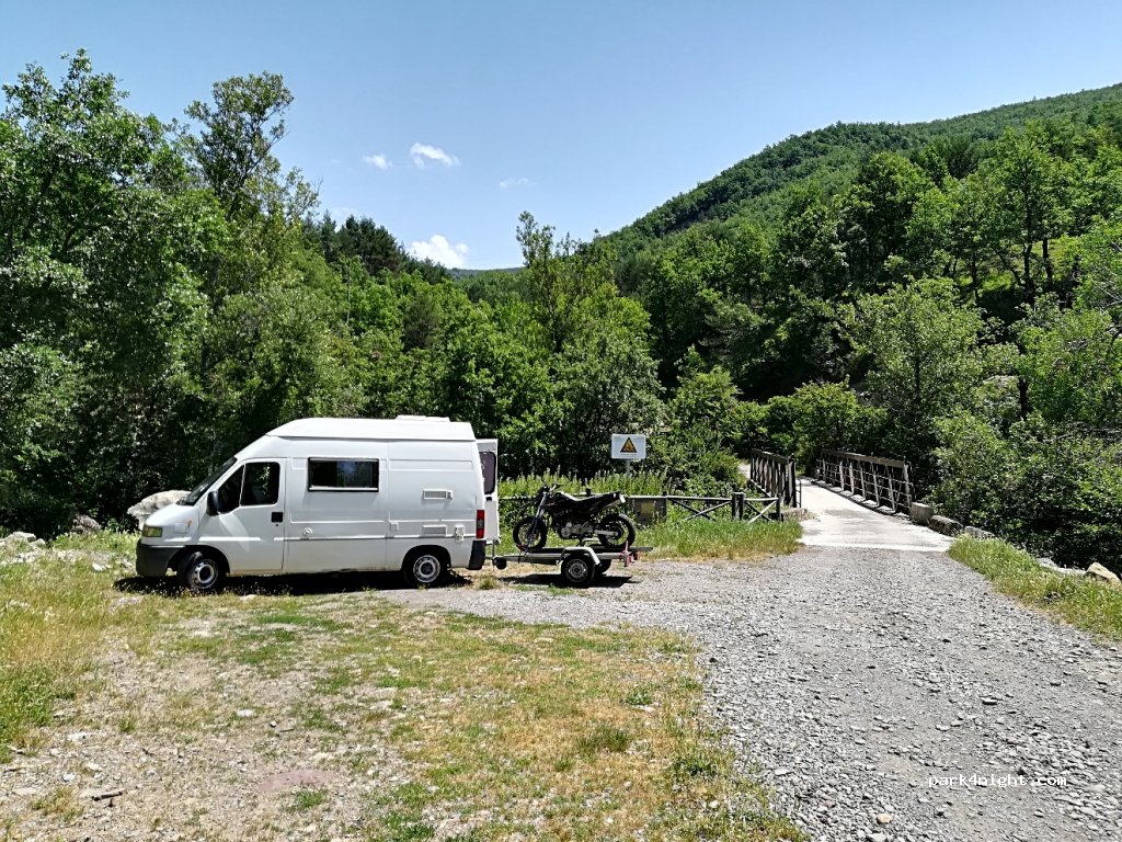 (22710) Castiello de Jaca - N-330 — foto