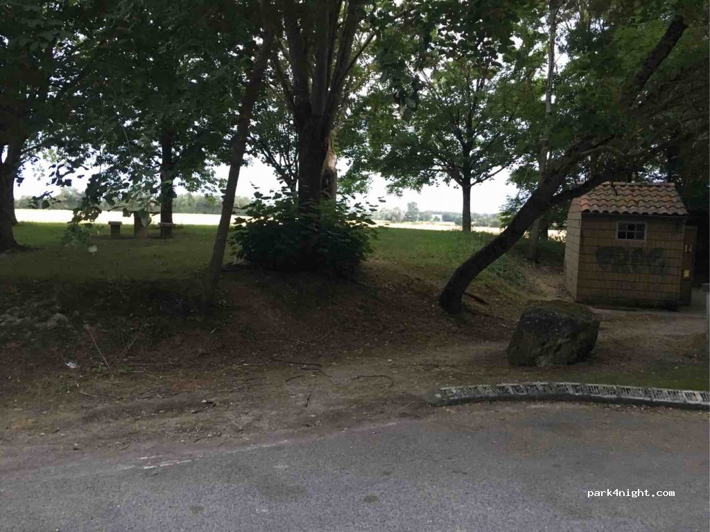 (17330) Bernay-Saint-Martin - D939 — foto