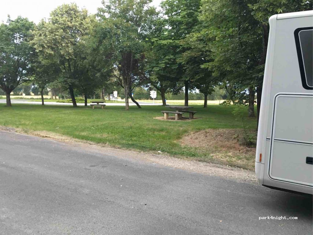 (17330) Bernay-Saint-Martin - D939 — foto 2