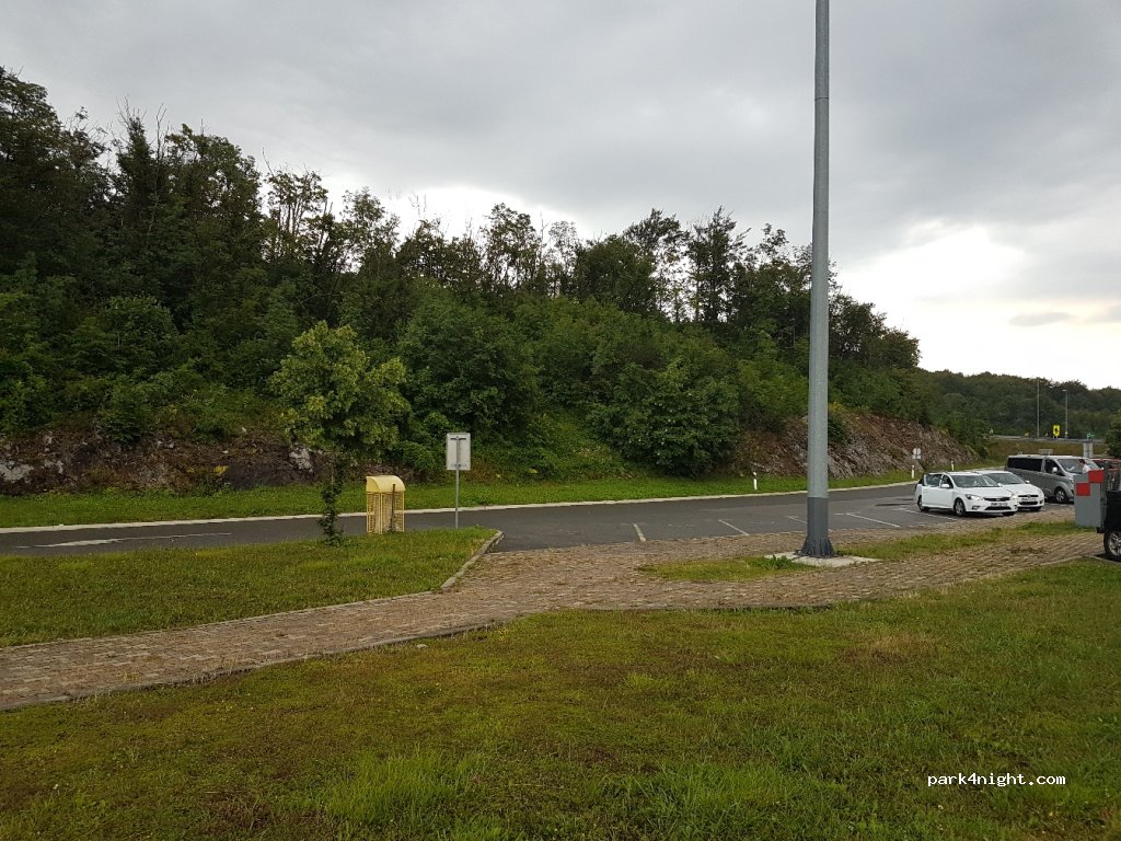 (47263) Gornje Dubrave - E71 — foto