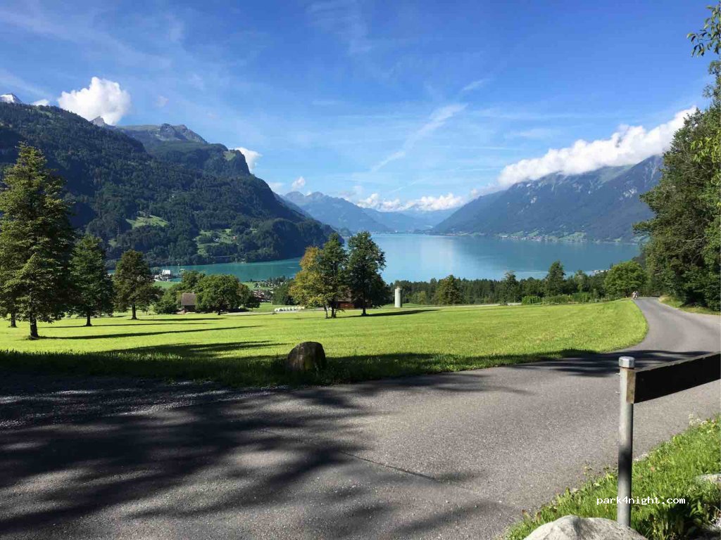 (3858) Hofstetten bei Brienz - 62J Bärglistrasse — foto