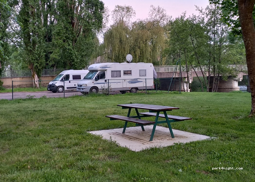 (37310) Reignac-sur-Indre - 10 Rue Louis de Barberin — foto