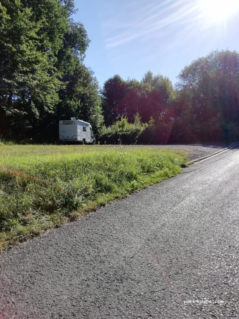 (63571) Gelnhausen - 5 Tannenweg — foto 2