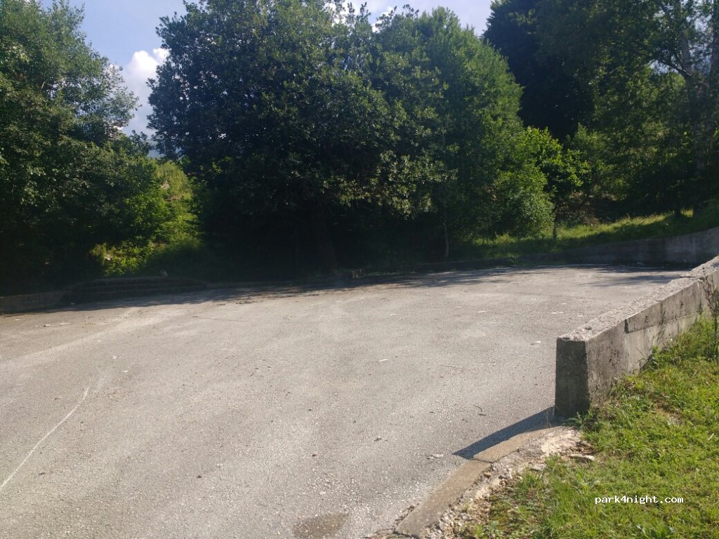 ()  - Unnamed Road — foto