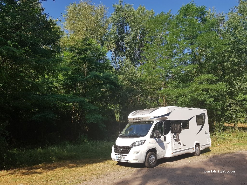 (12110) Aubin - 13 Hameau de la Buenhe — foto