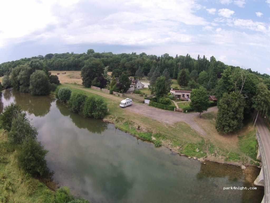 (89360) Flogny-la-Chapelle - 4 Avenue de la Gare — foto