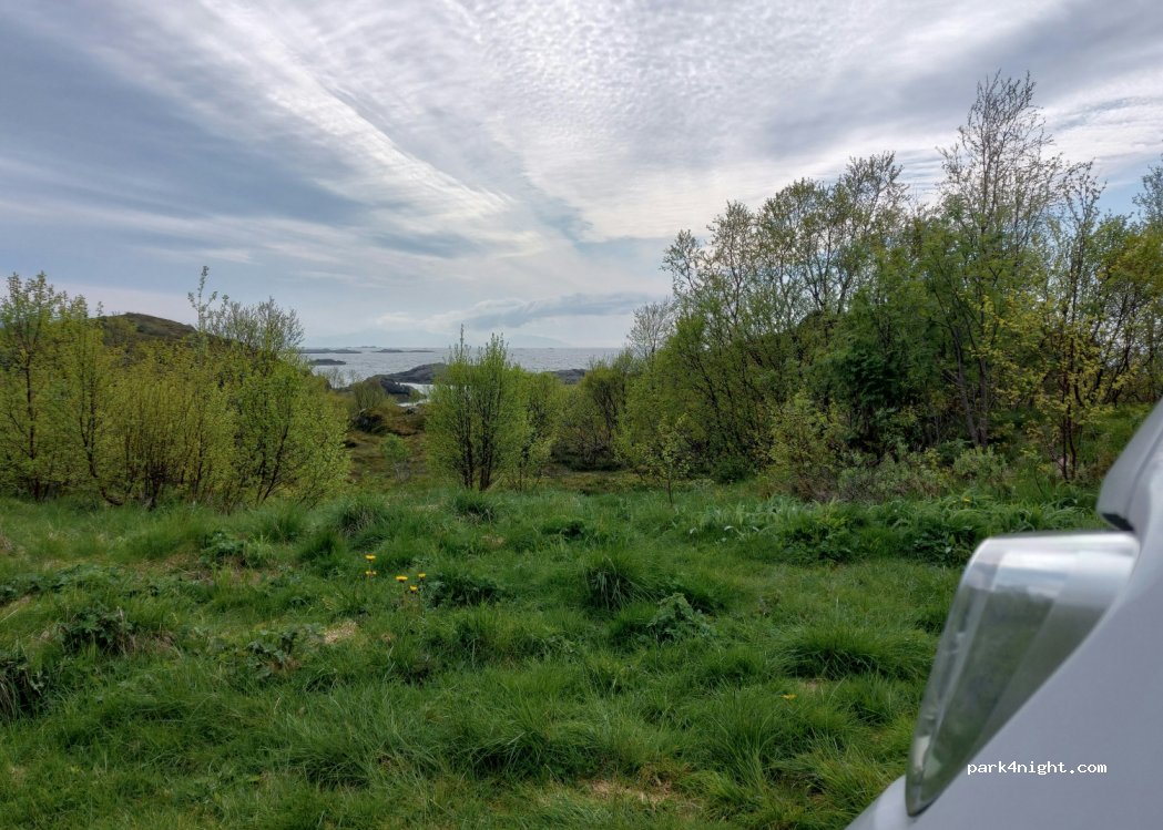 (8450) Stokmarknes - 10 Sekundær Fylkesveg 881 — foto 2