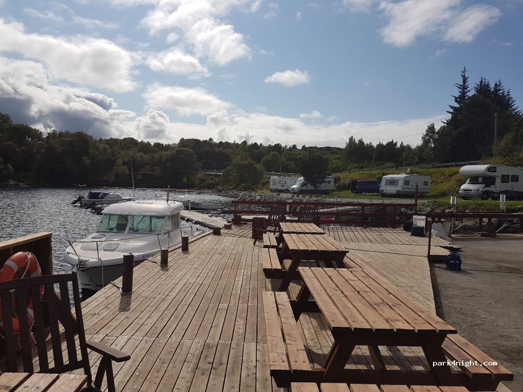 Strømsvik Fiskecamping — foto