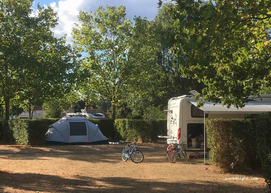 Camping de Bonnes*** — foto