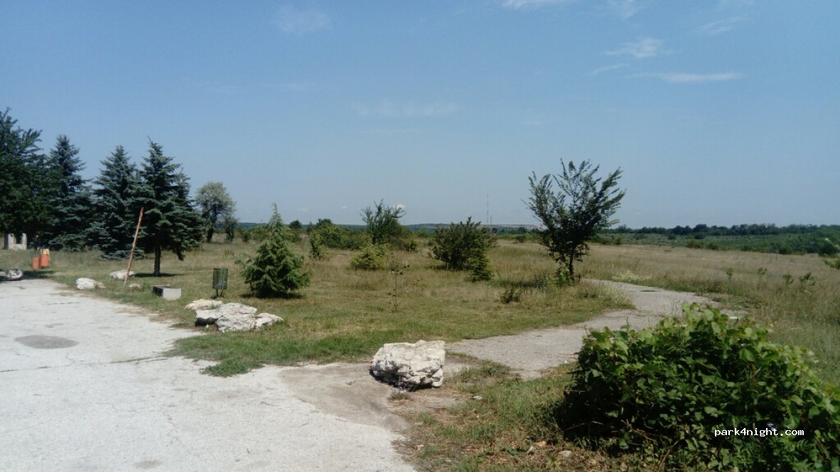 (5029) Veliko Tarnovo - Unnamed Road — foto