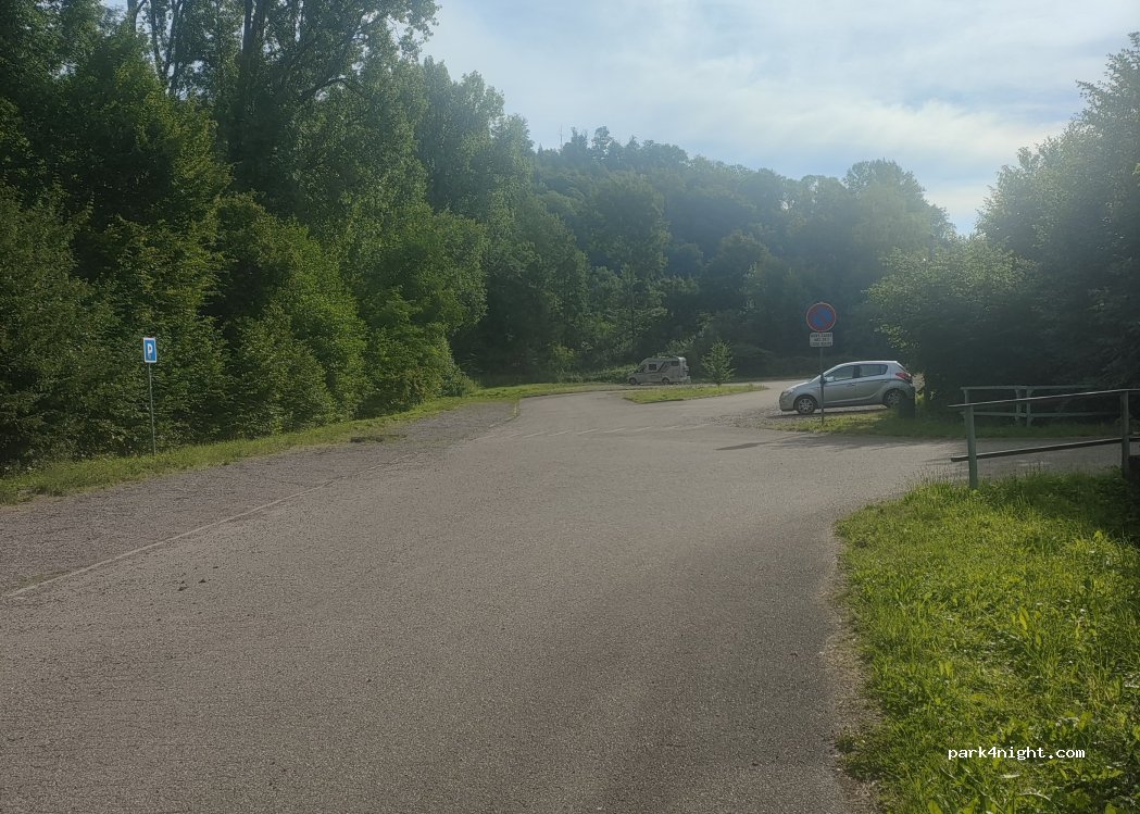 (67130) Schirmeck - 14-17 Route de Strasbourg — foto 4