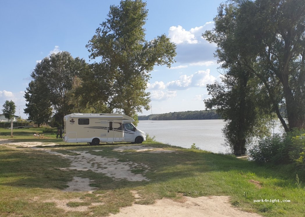(6300) Kalocsa - Meszesi Dunapart — foto 4