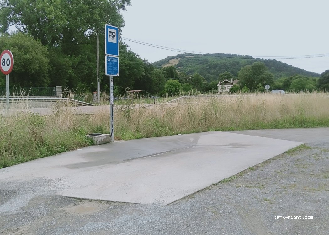 Área autocaravanas Arnuero — foto 2