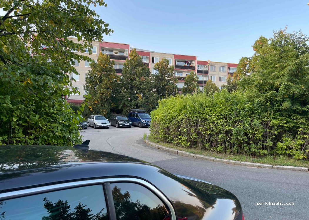 (158 00) Prague - 48 Ovčí hájek — foto 3