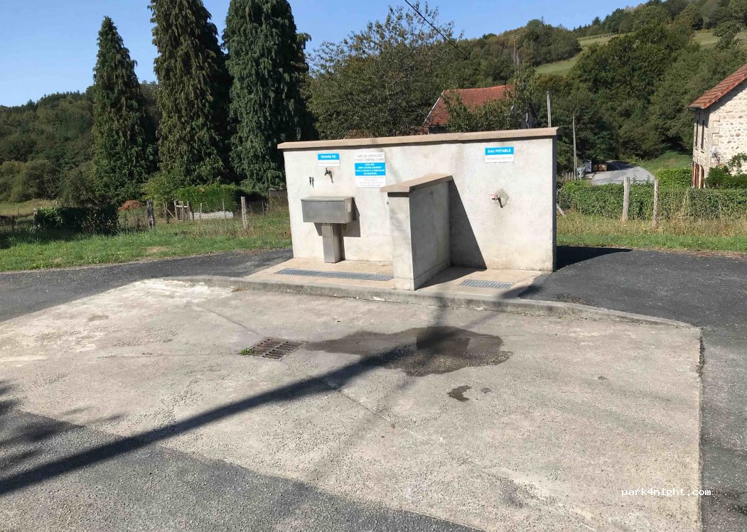 (23400) Saint-Junien-la-Bregère - Rue du Chevalier de Chateauneu — foto 2