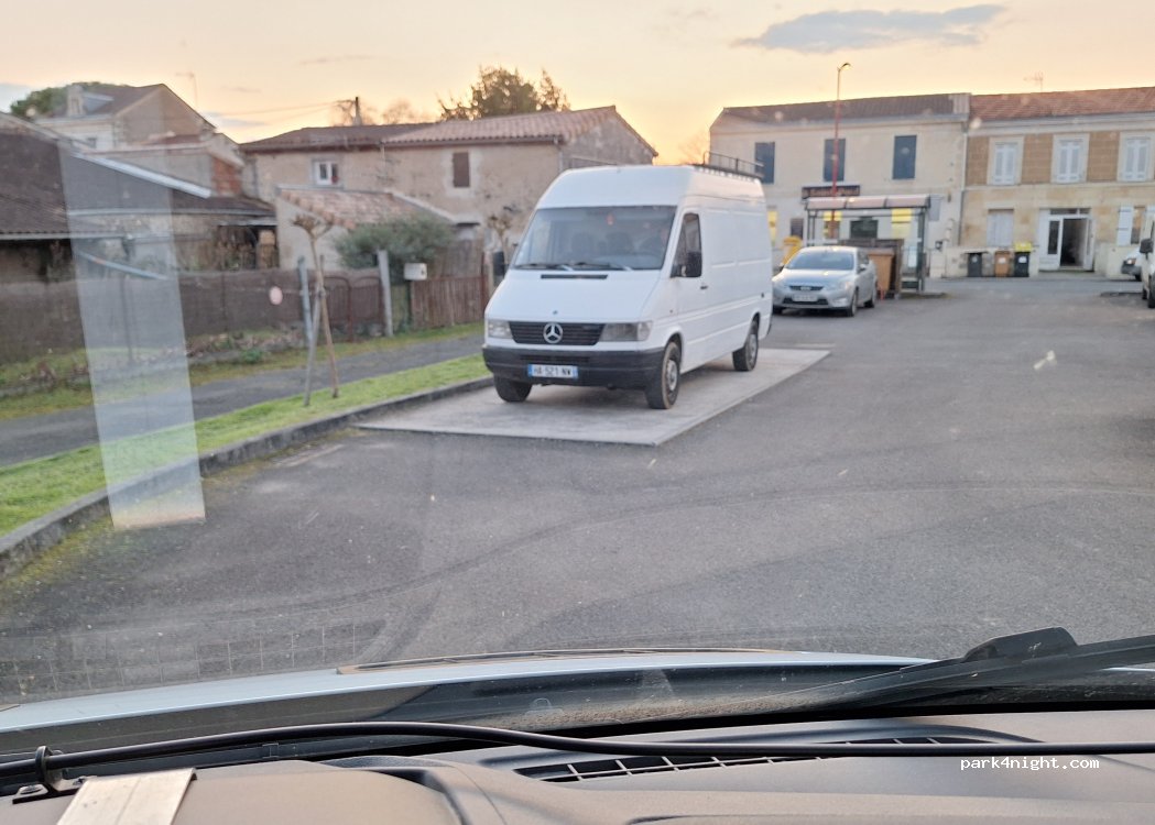 (33390) Saint-Paul - 77 Le Bourg-Est — foto 5