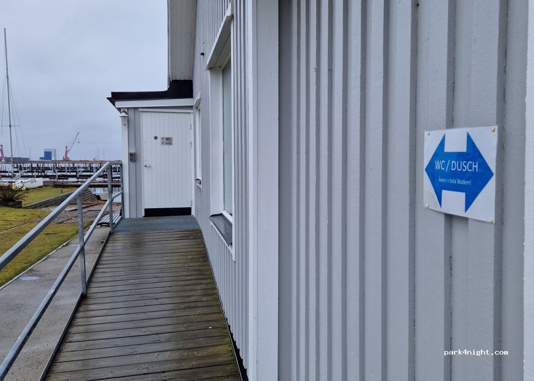 (302 90) Halmstad - 30 Fiskaregatan — foto 3