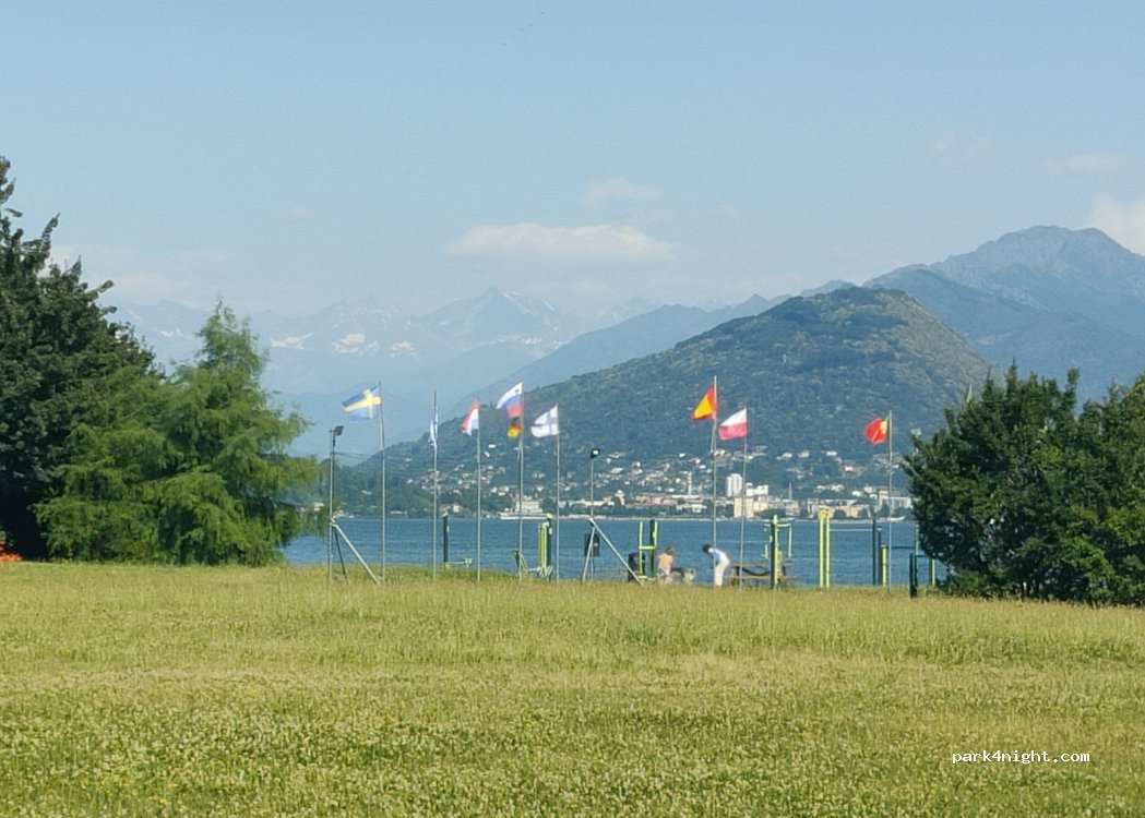 (21014) Laveno-Mombello - Via Miralago — foto 5