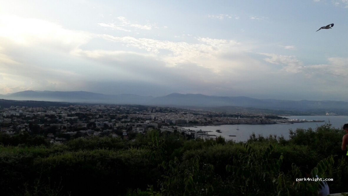 (06160) Antibes - 636 Route du Phare — foto 2
