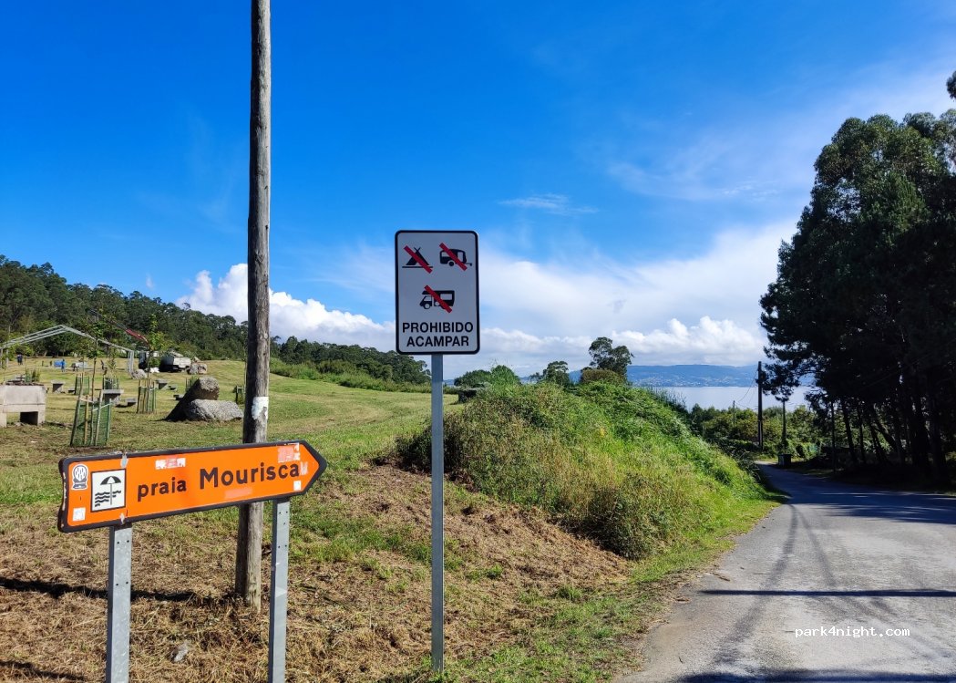 Aparcadoiro da Praia do Ancoradouro — foto