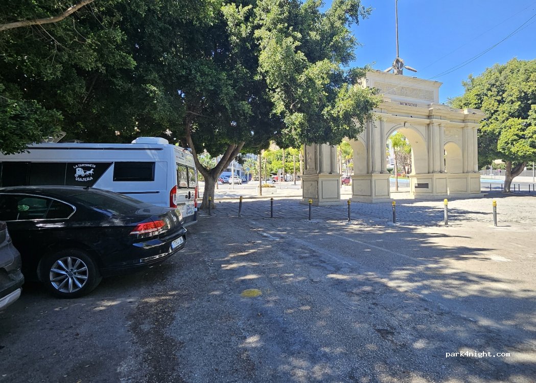 (18690) Almuñécar - 10 Carretera de Málaga -Velilla — foto 4
