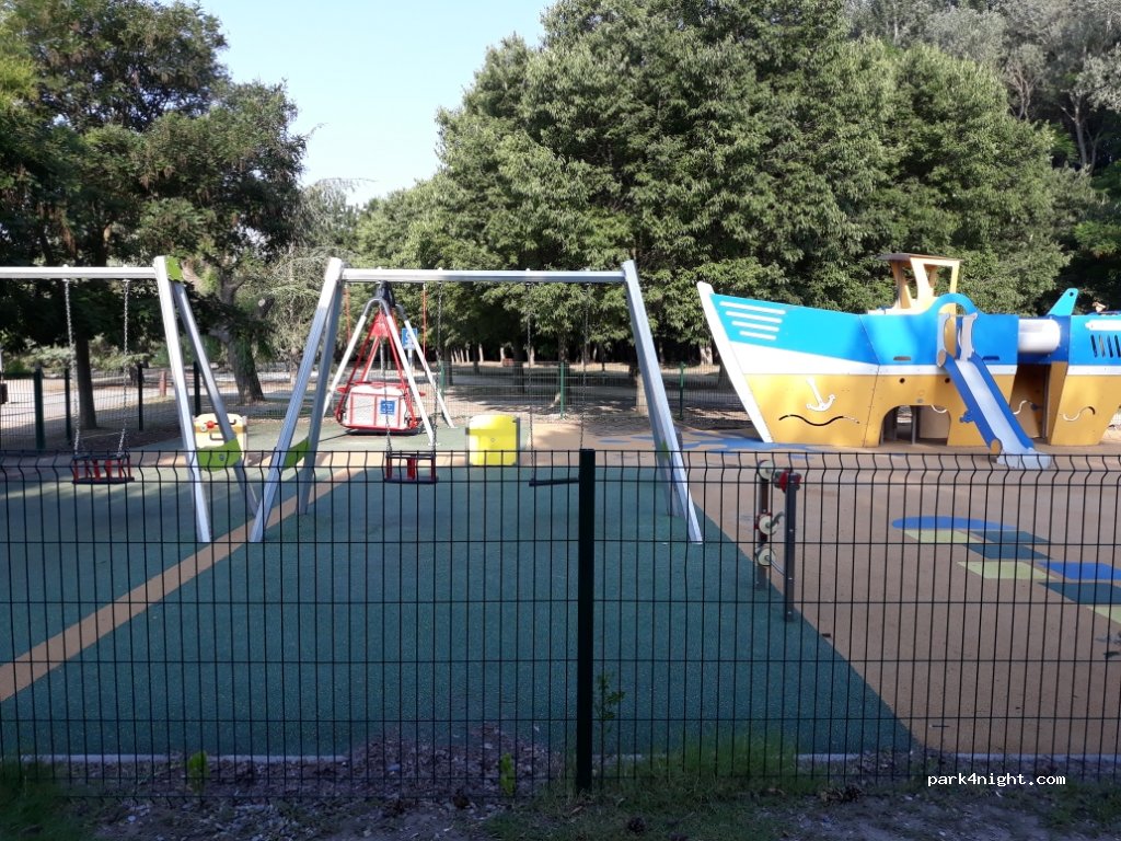 (04100) Manosque - Allée Carole — foto
