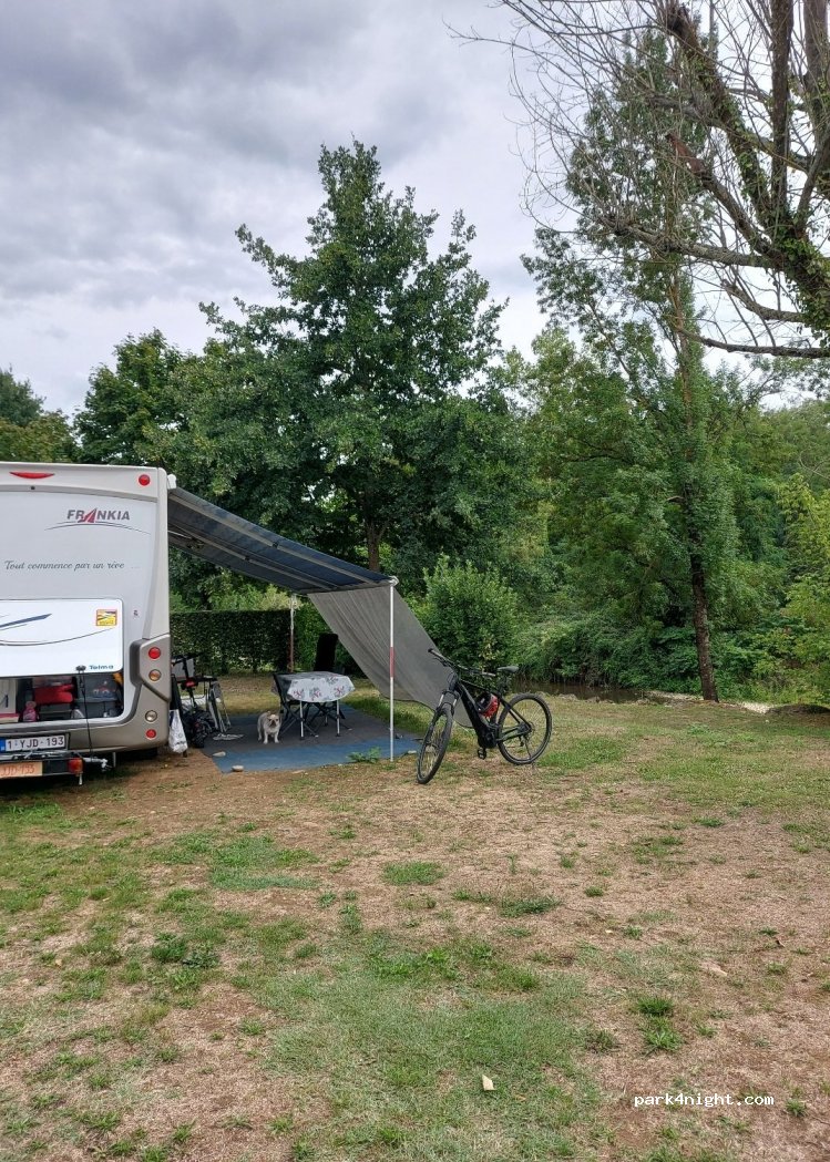 Camping Municipal la Chalaronne — foto 2