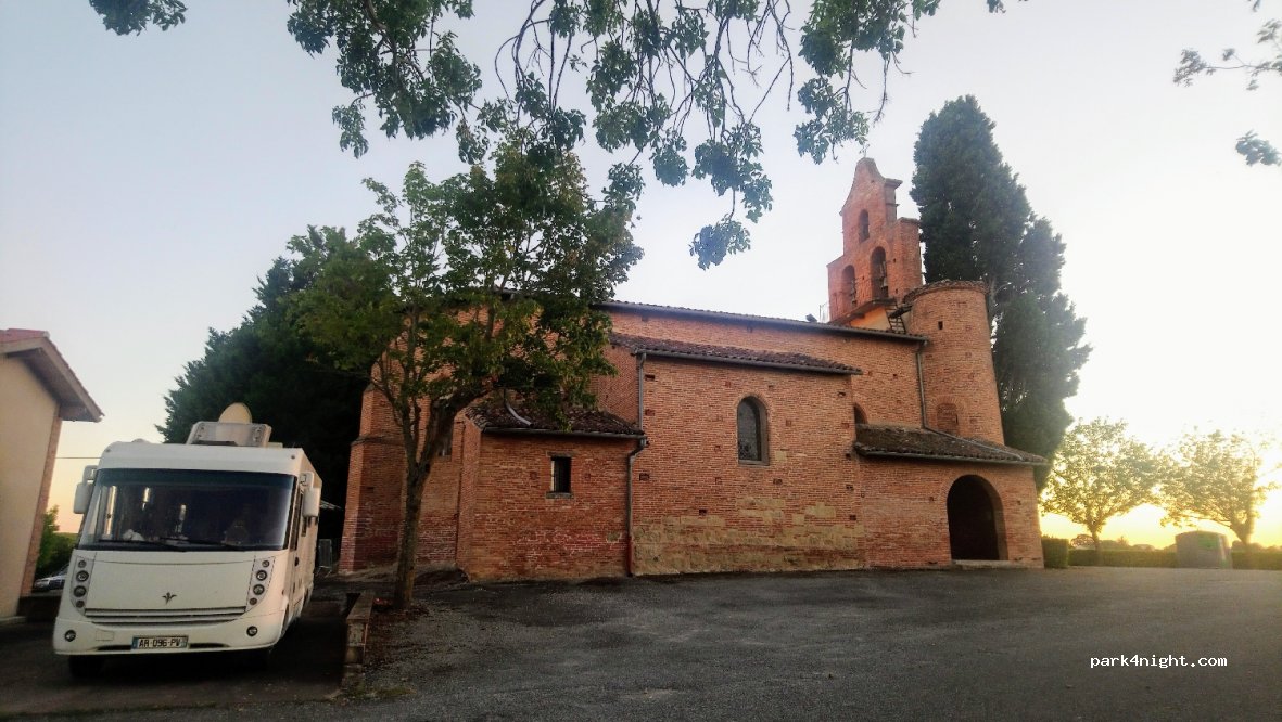 (31590) Saint-Pierre - L'Église — foto 3
