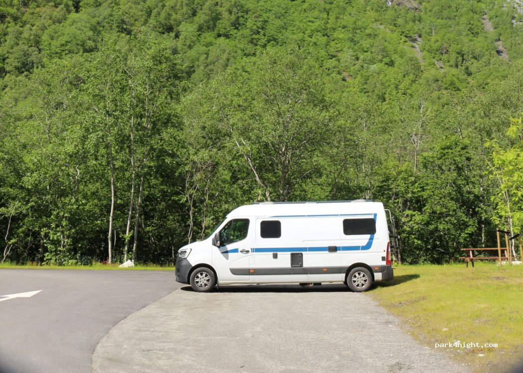 (6884) Øvre Årdal - 4 Sekundær Fylkesveg 301 — foto 2
