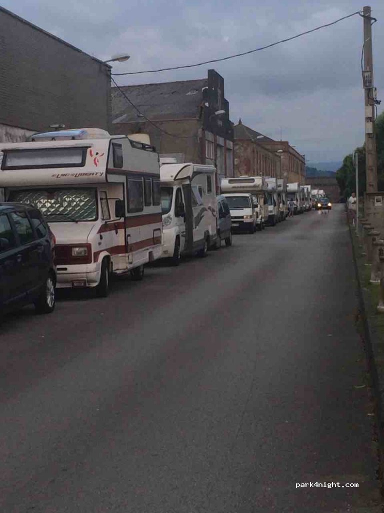 (39740) Santoña - 1 Calle Dársena — foto