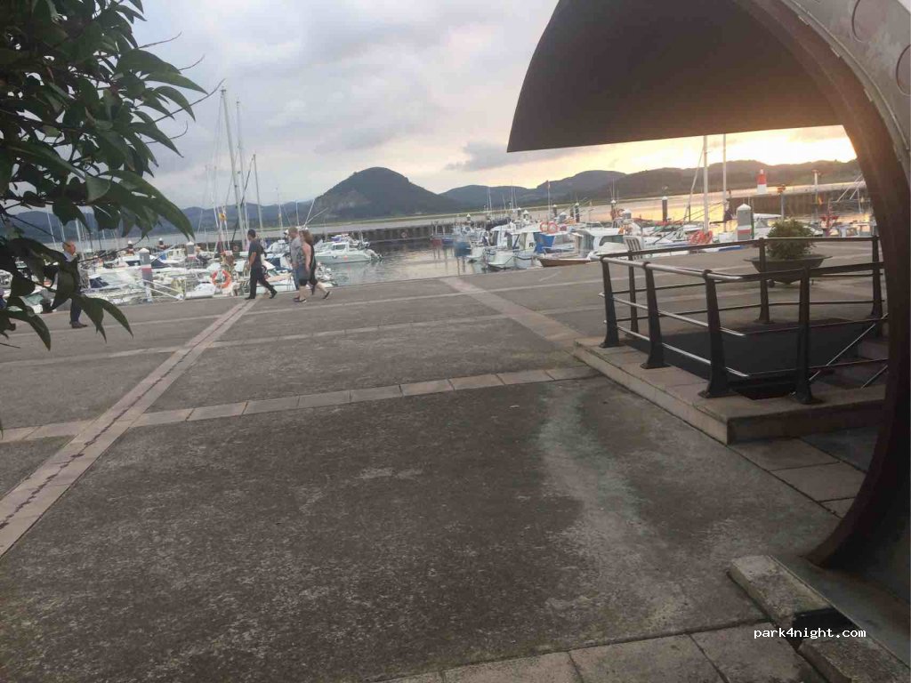 (39740) Santoña - 1 Calle Dársena — foto 3