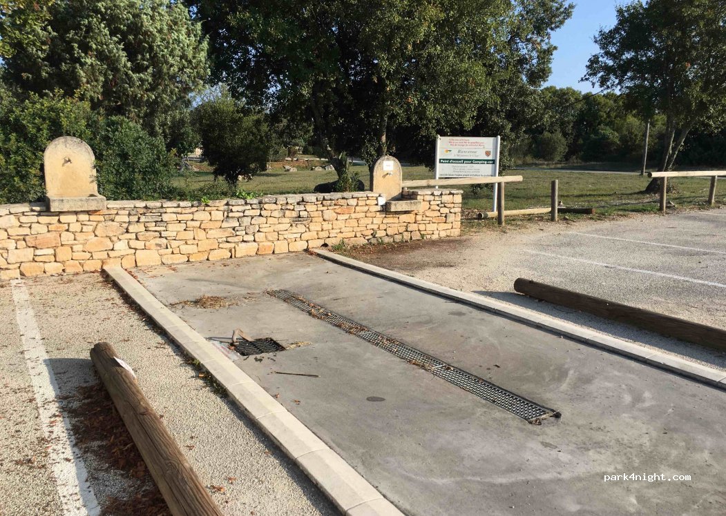 (30430) Méjannes-le-Clap - D167 — foto 2