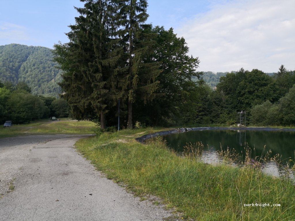 (976 02) Turecká - Unnamed Road — foto 2