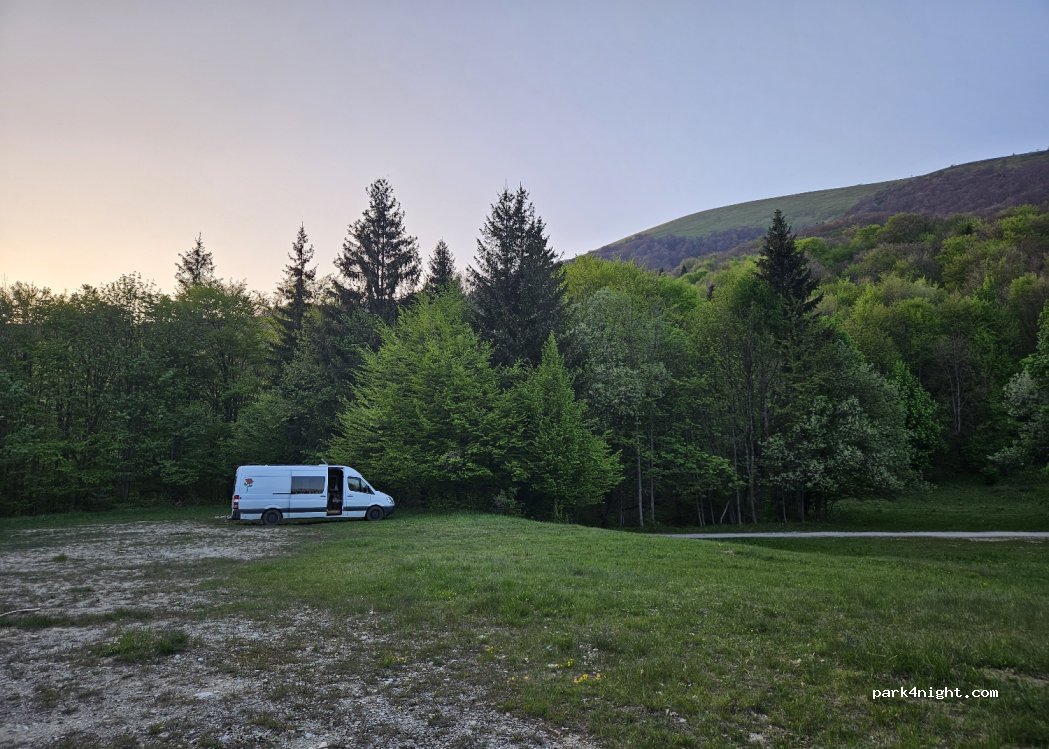 (976 02) Turecká - Unnamed Road — foto 5