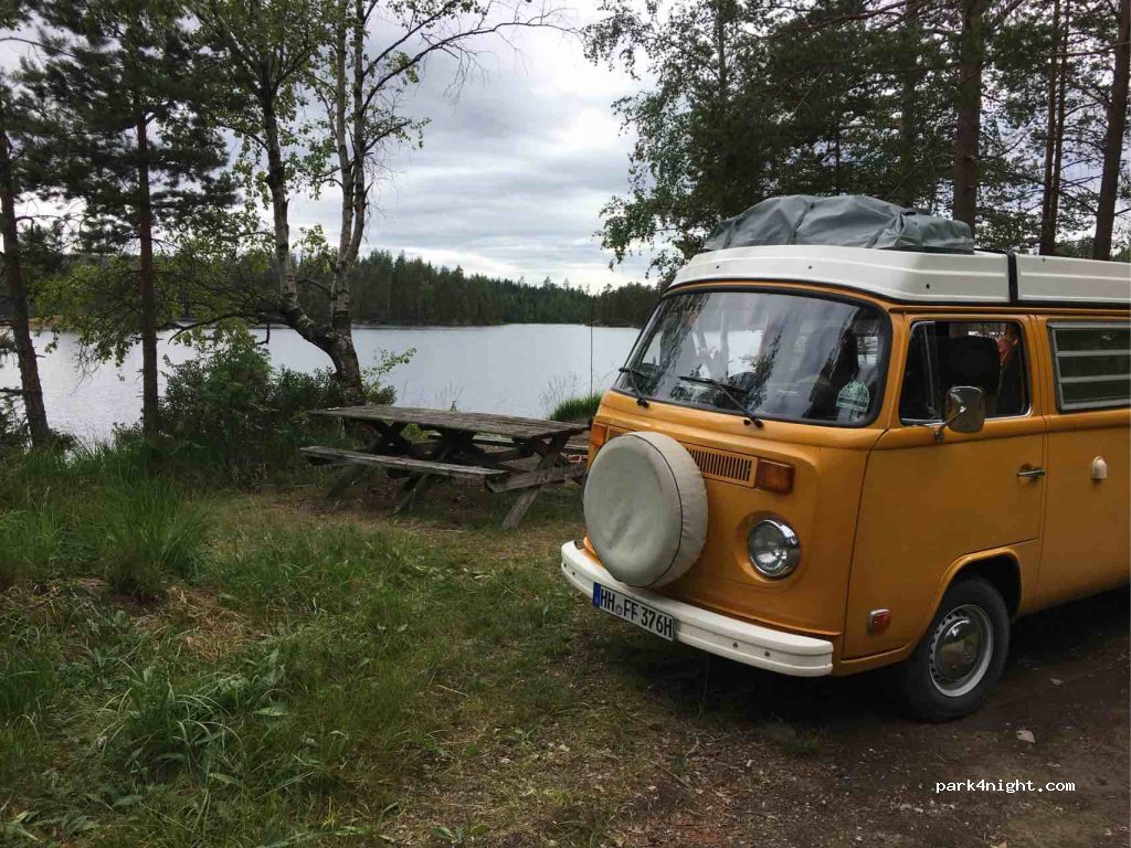 (670 20) Tångeberg - Unnamed Road — foto