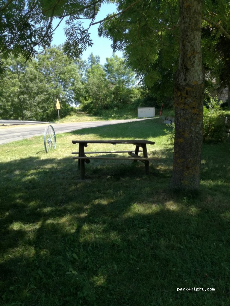 (11140) Le Bousquet - Rue du Col de Garabiel — foto 4