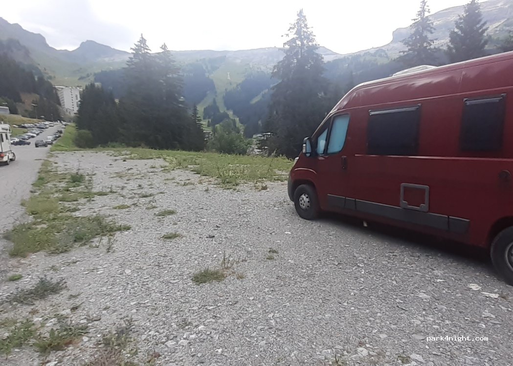 (74300) Magland - Chemin Rural de la Plaine du Lac au Crêt — foto 2
