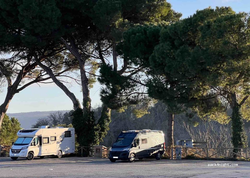 Area Sosta Camper Comunale P5 Montepulciano — foto 3