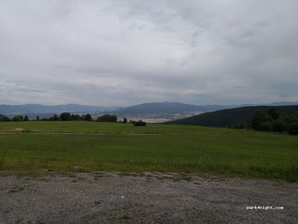 (971 01) Cigeľ - Unnamed Road — foto 3