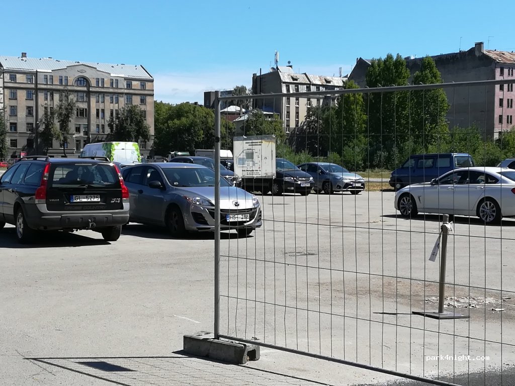 (1010) Rīga - 2 Emiļa Melngaiļa iela — foto 3