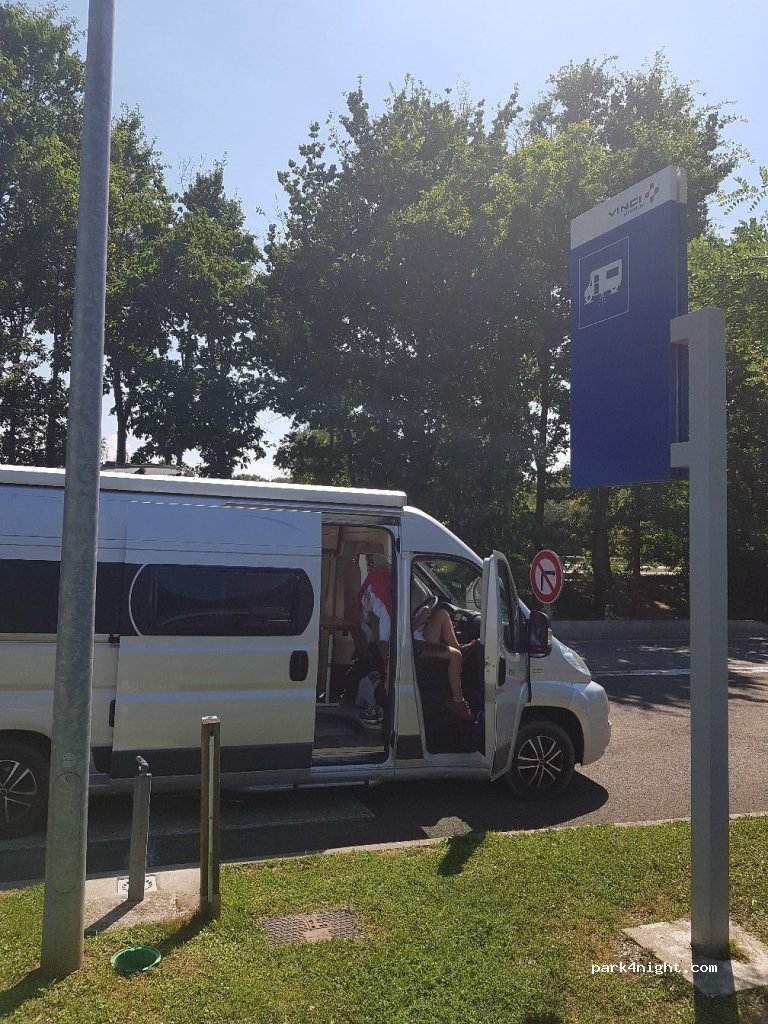 (64170) Lacq - La Pyrénéenne — foto