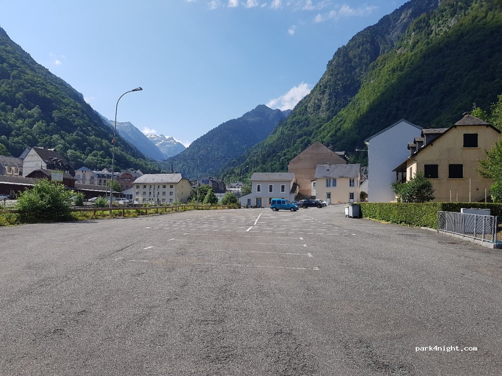 (65110) Cauterets - 18 Rue Alsace Lorraine — foto