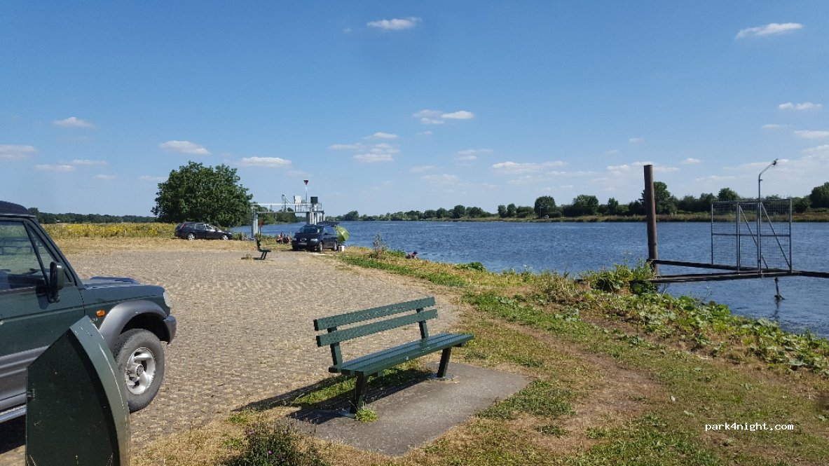 (5851 AP) Afferden - 28 Veerweg — foto