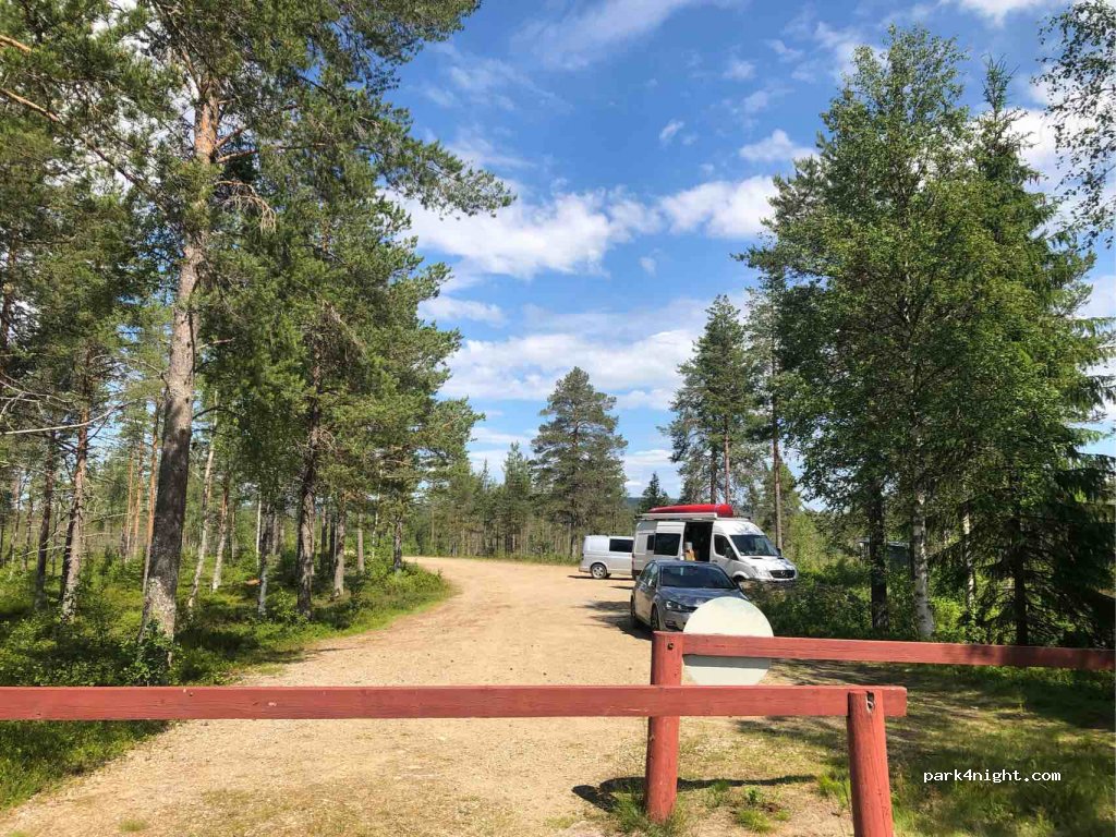 (2429) Tørberget - Unnamed Road — foto