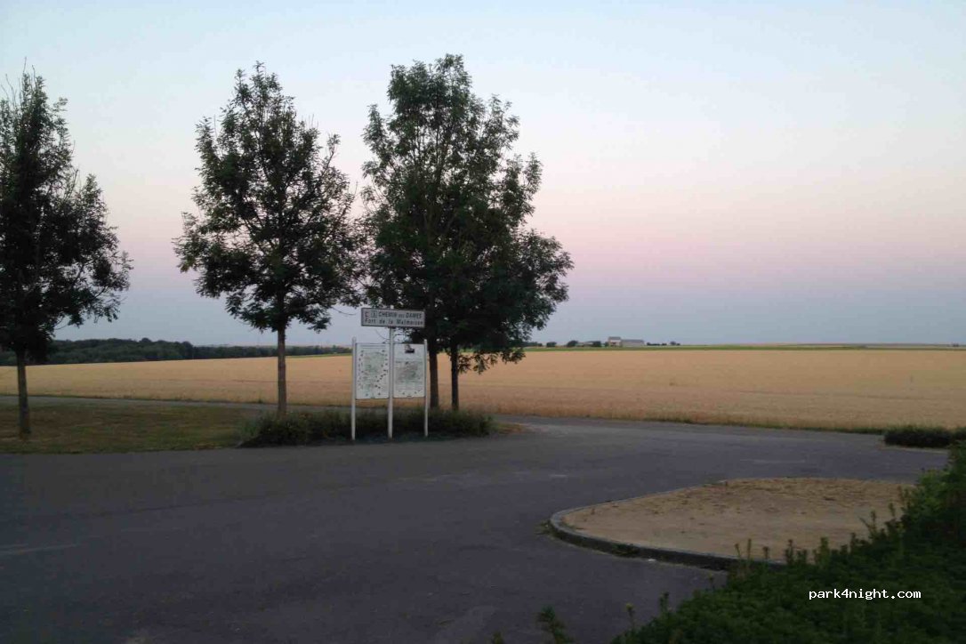 (02000) Chavignon - 250 Ferme de l'Orme — foto