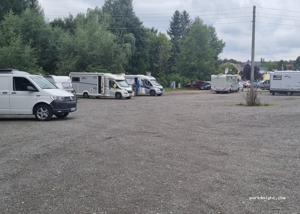 (07639) Bad Klosterlausnitz - 24 Köstritzer Straße — foto