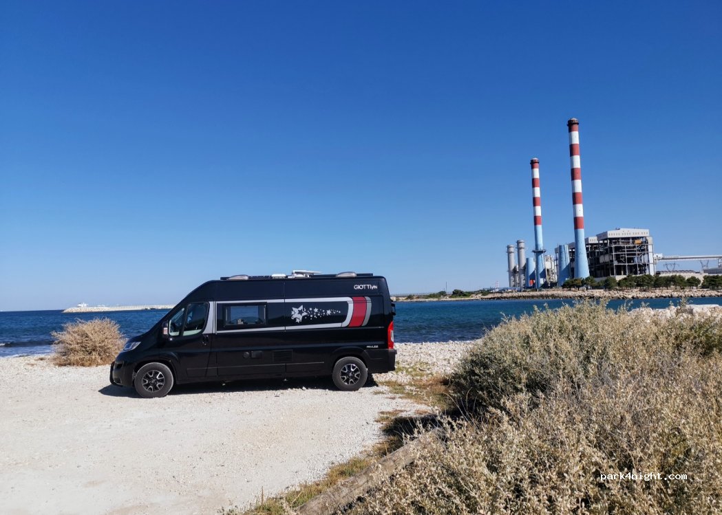 (13117) Martigues - 81 Rue des Laurons — foto 4