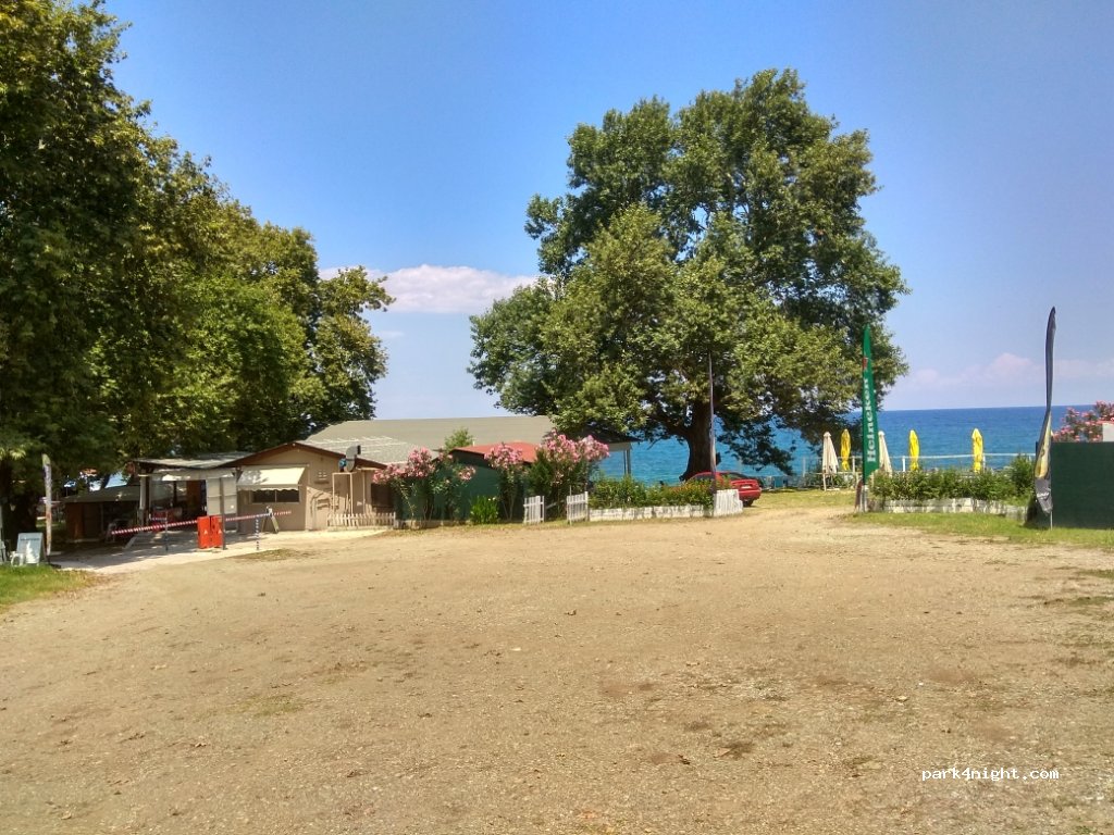 (400 07) Evrimeni - Unnamed Road — foto