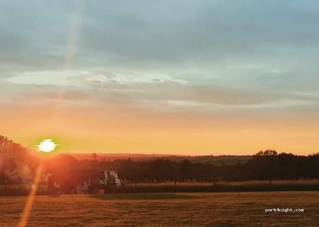 Westdown Farm, Wild Camping, Camping and Caravanning — foto