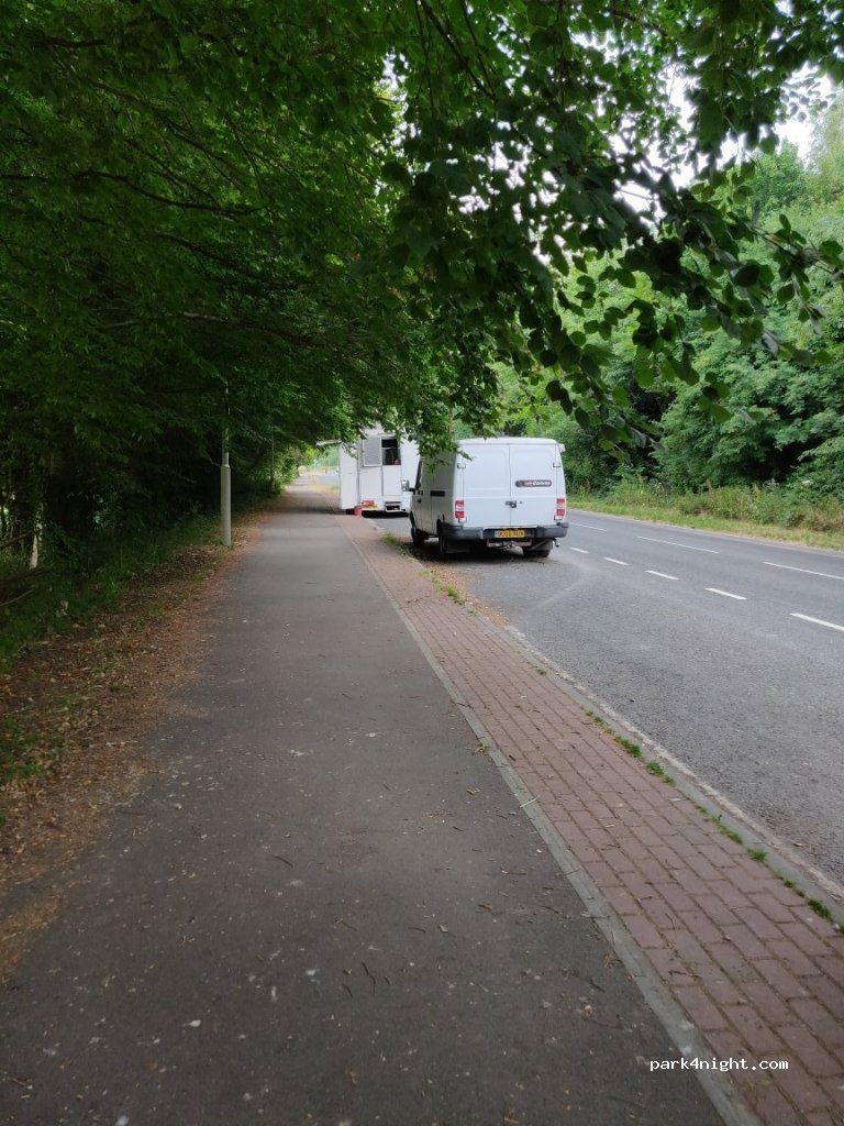 (SO20 6EJ) Stockbridge - A30 — foto